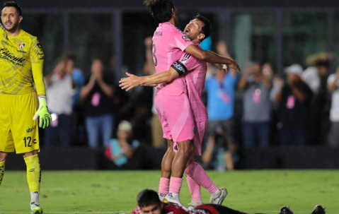 九游在线官网 -包含西汉姆发布备战花絮；国际比赛日绝杀压哨；足总杯任务艰巨；球探报告显示潜力的词条