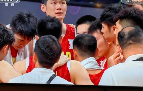 九游app官网下载 -包含CBA季后赛赛程吃紧，国际米兰清晨调整名单，压力陡增，轮换策略成焦点的词条