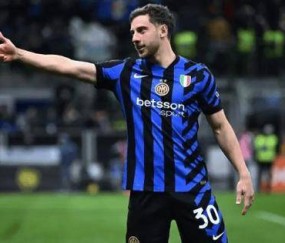 九游体育平台 -关于今晚德国杯焦点战，AC米兰队长鼓劲，态度坚定，控场能力受关注的信息